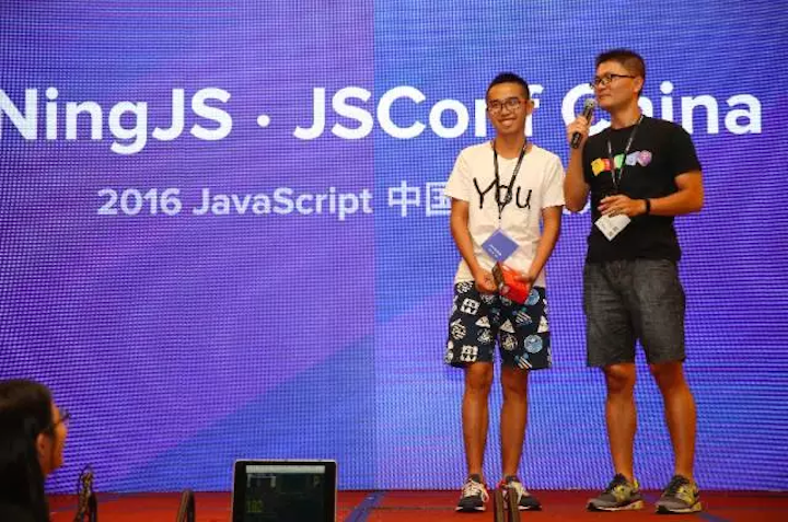 Lucky draw winners at NingJS
